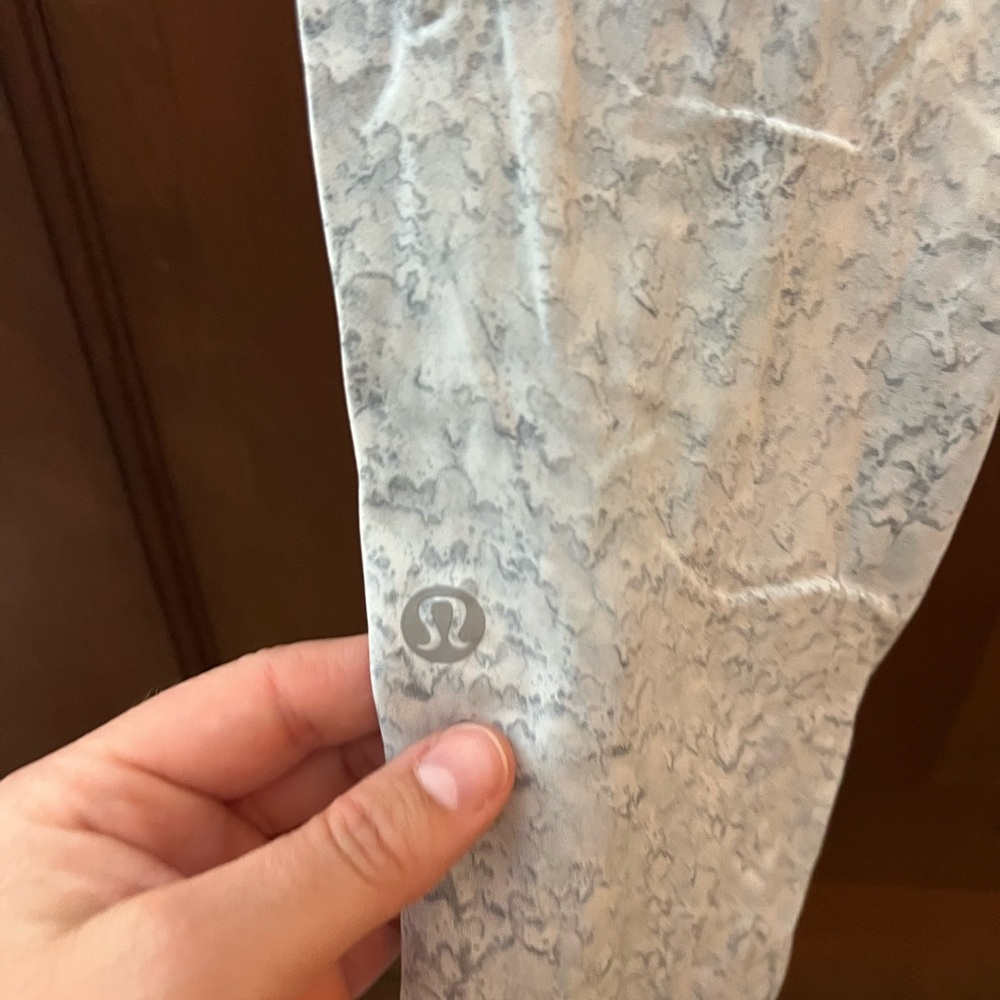 Lululemon Athletica fast and free high rise tights 25” - Picture 4 of 6